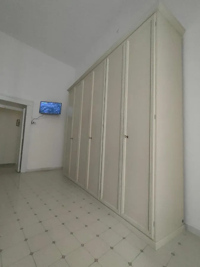 Cisterna'S Rooms Naples